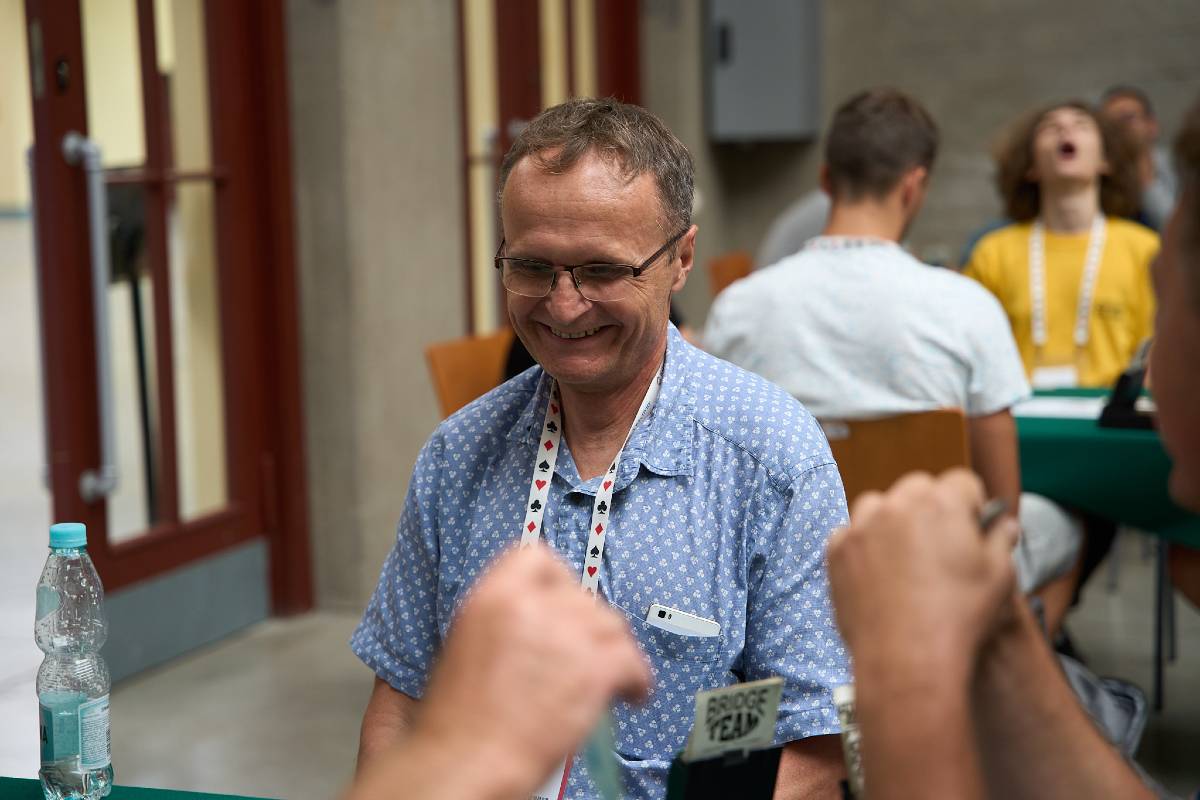 Turniej brydżowy amatorów w Hali Stulecia